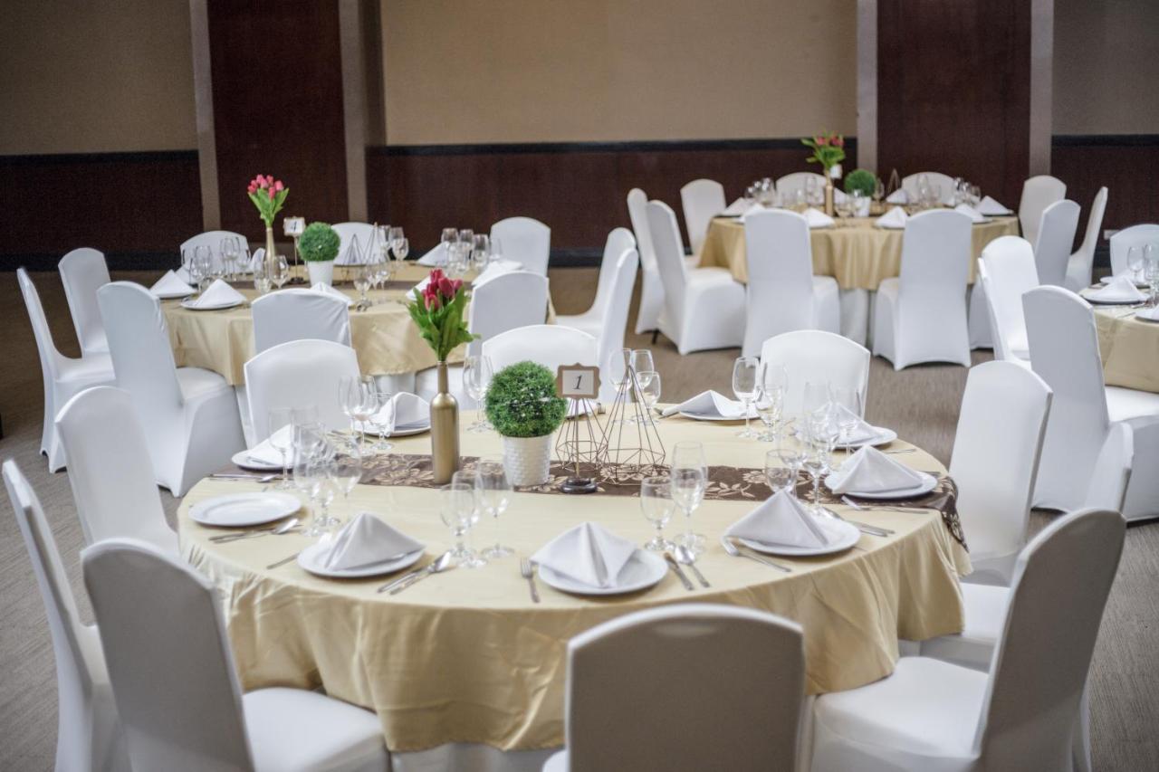 The Alpha Suites Makati City Zewnętrze zdjęcie